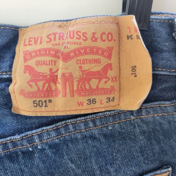 Levi's 501 Jeans Dark Blue Wash Men's Size 36/34 Straight Leg Cotton Button-Up - Picture 8 of 8